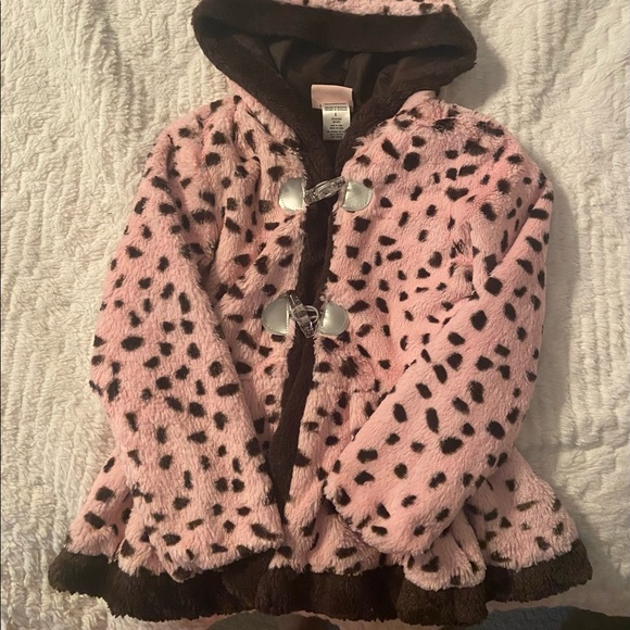 Size 6 winter coat. Pink and brown - Picture 1 of 2